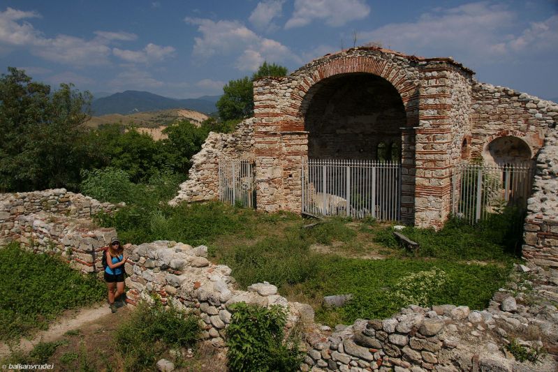 ruiny katedry Melnik