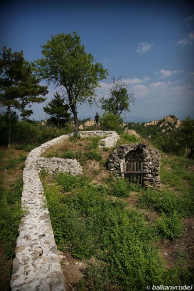 ruiny cerkwi Melnik