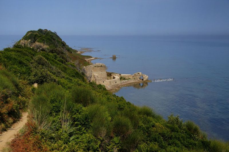 ruiny zamku Rodonit